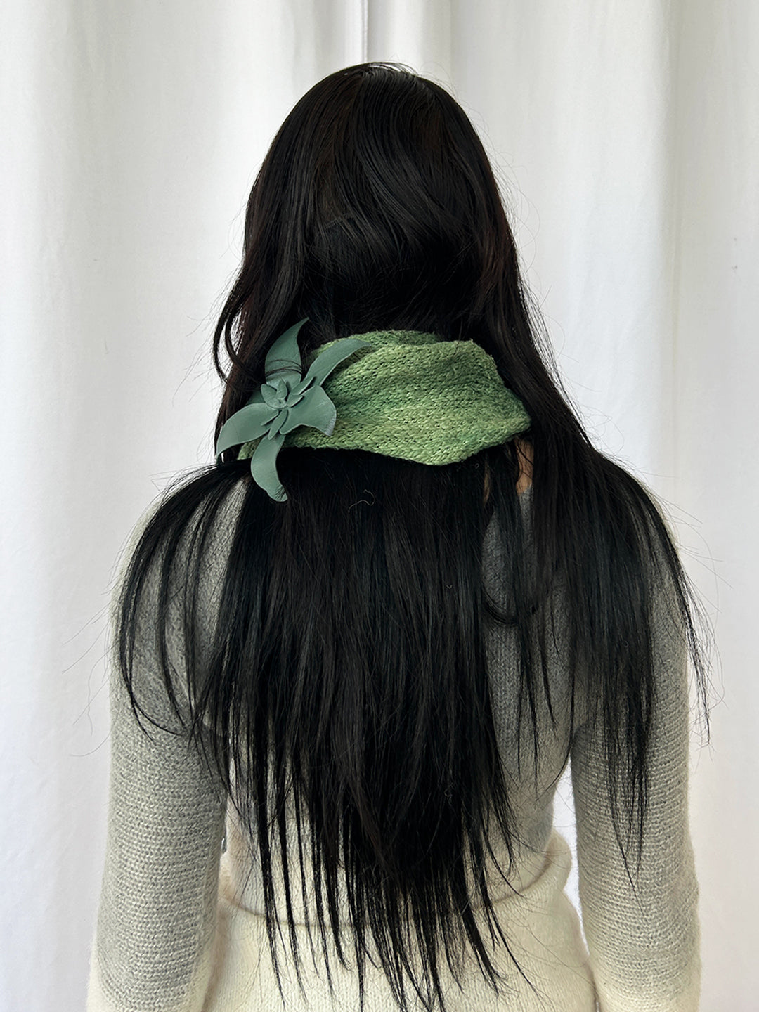 Chlorophyll Laurel Cluster Scarf